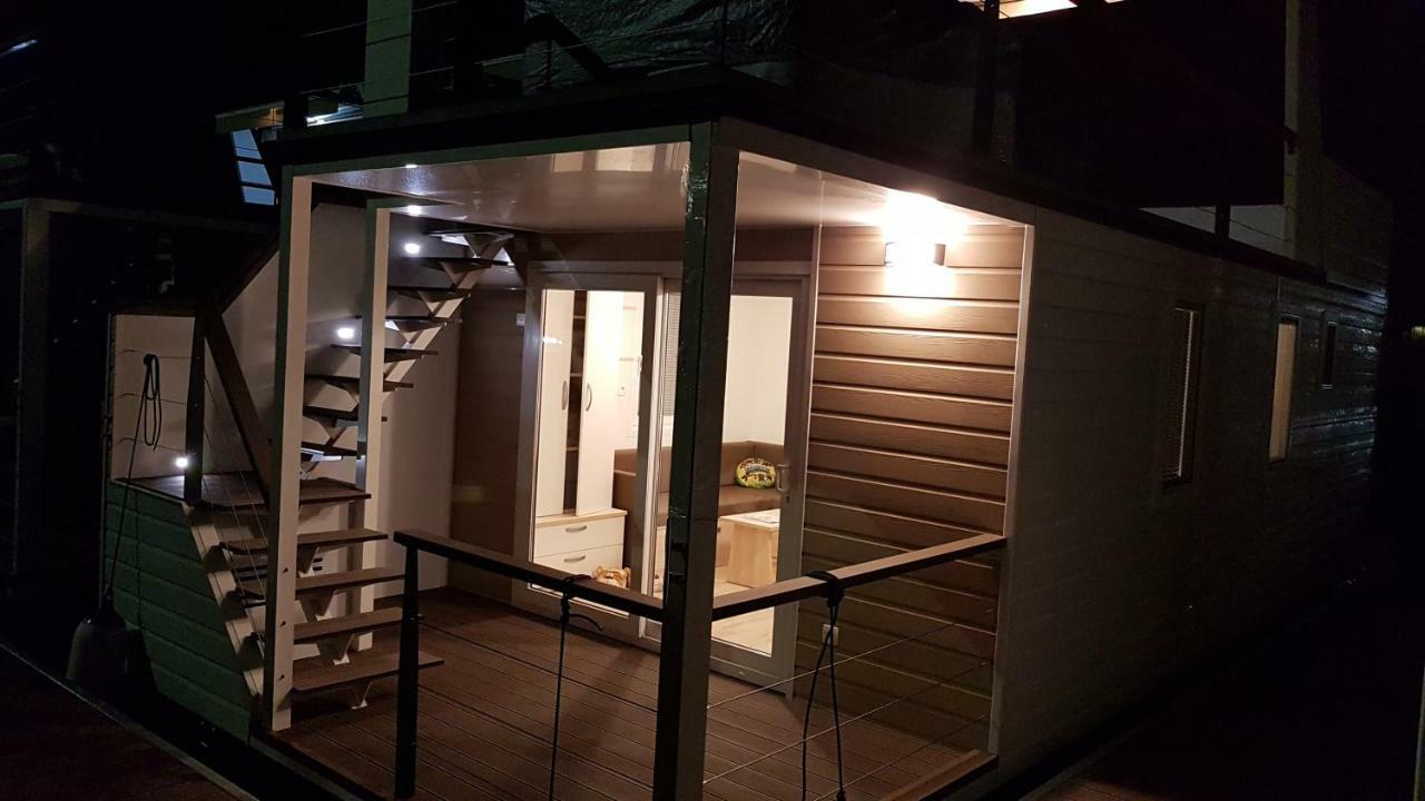 فندق Floating Sea House Portorose المظهر الخارجي الصورة
