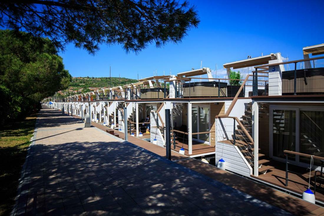 فندق Floating Sea House Portorose المظهر الخارجي الصورة
